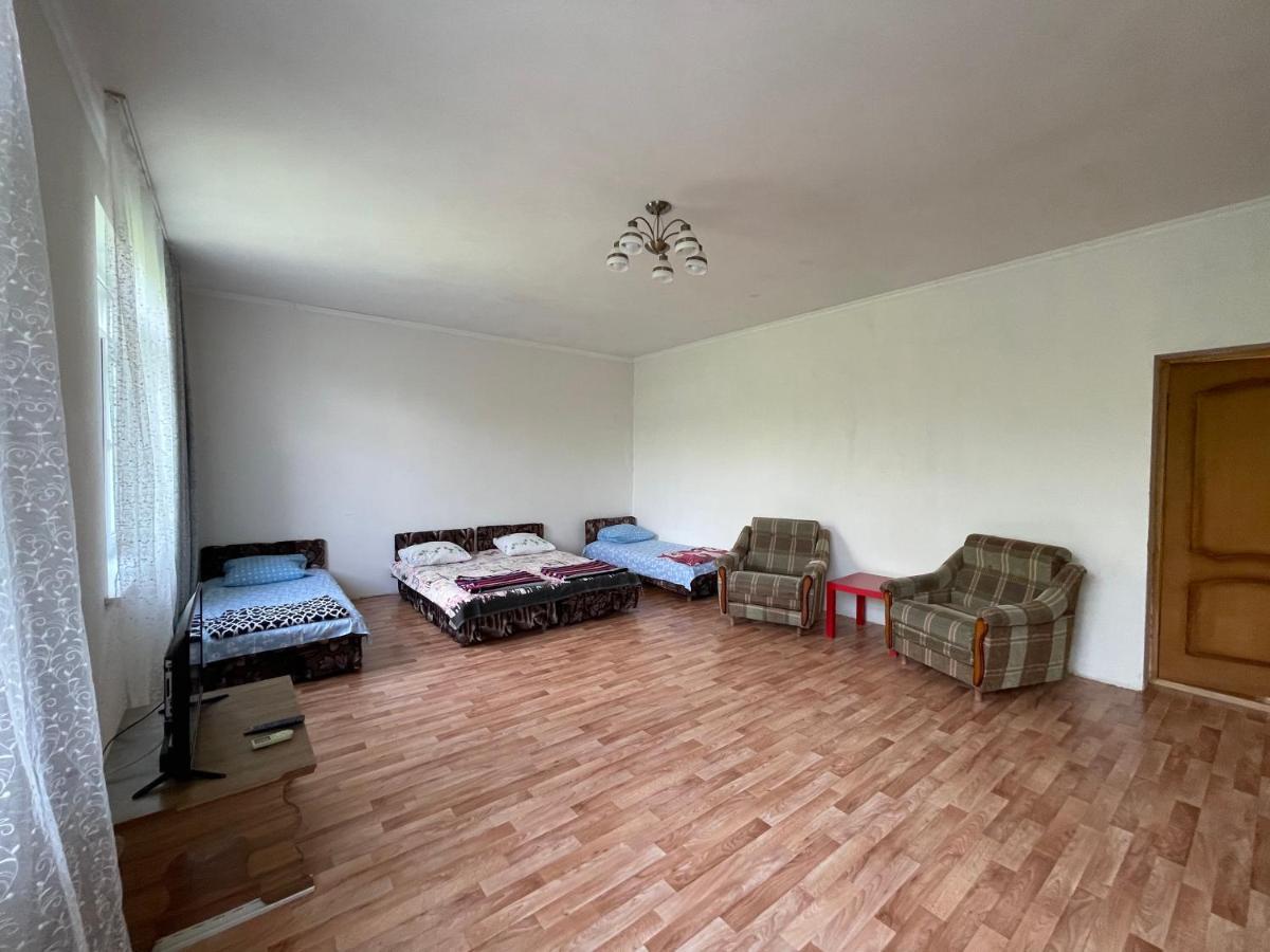 Hotel Гостевой Дом Светлана Leselidze Zewnętrze zdjęcie